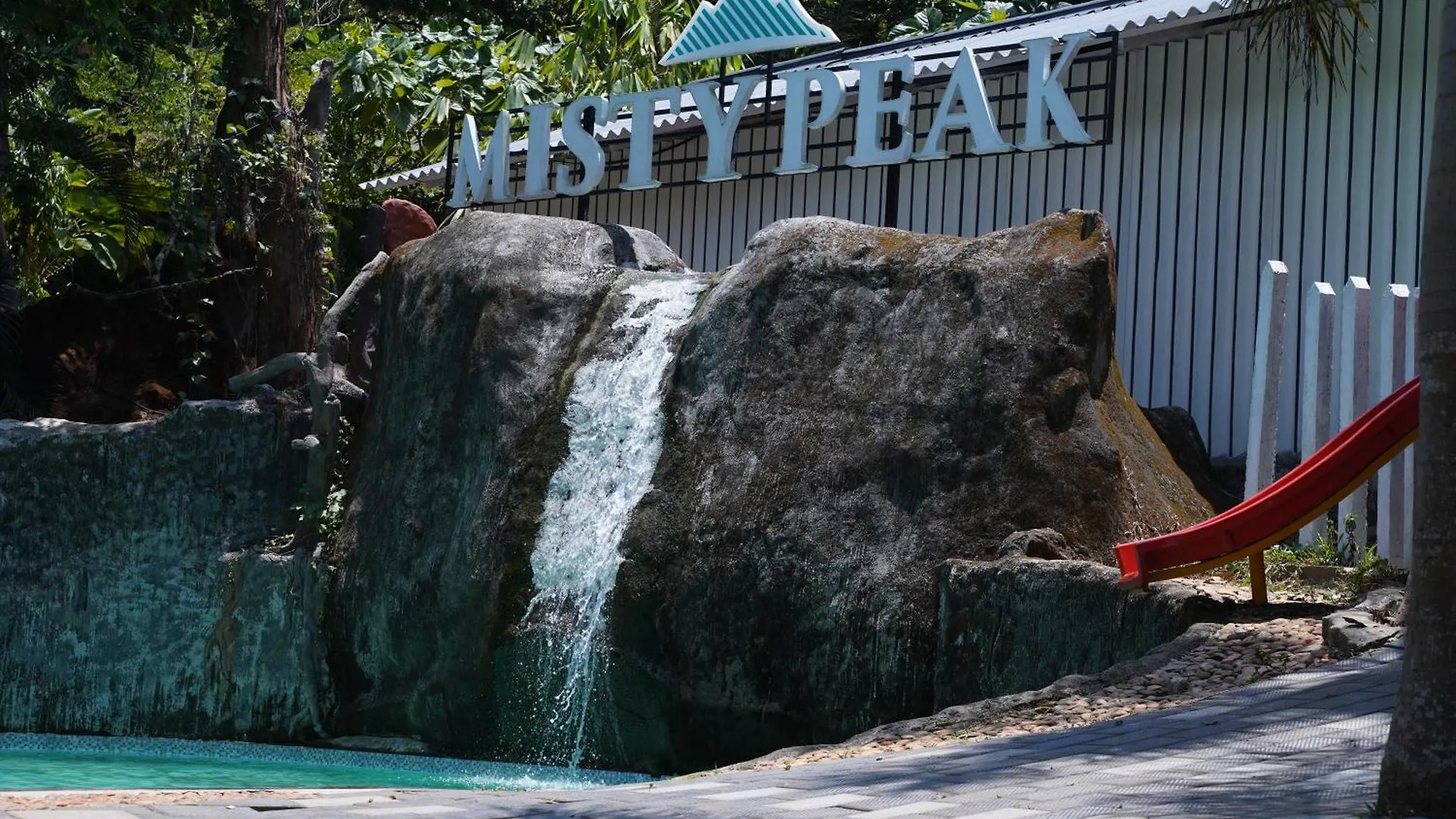 Misty Peak Resort Wayanad By Bestinn Leisure Padinjarathara India