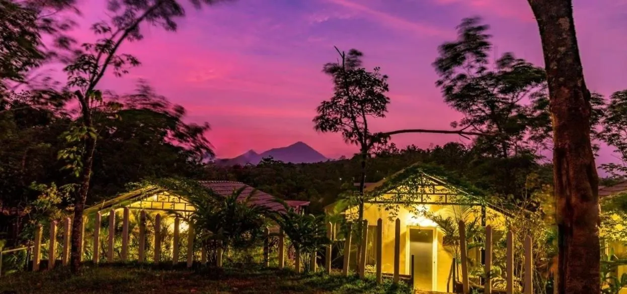Misty Peak Resort Wayanad By Bestinn Leisure Padinjarathara